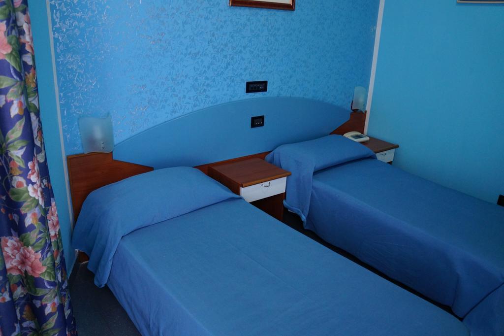 Hotel Ristorante Miramare Marina di Gioiosa Ionica Extérieur photo