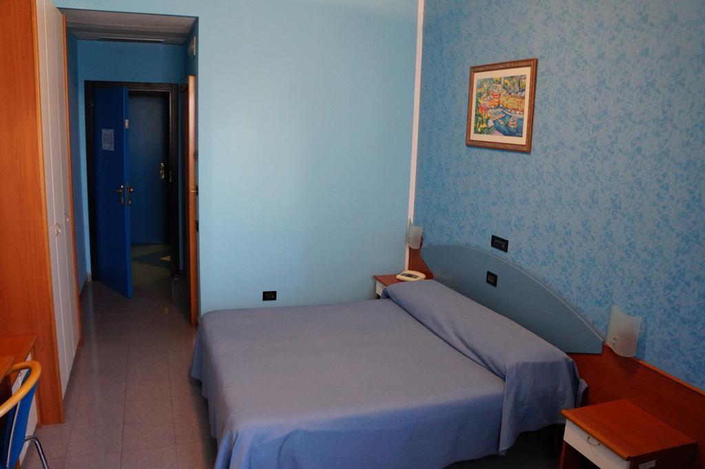 Hotel Ristorante Miramare Marina di Gioiosa Ionica Extérieur photo