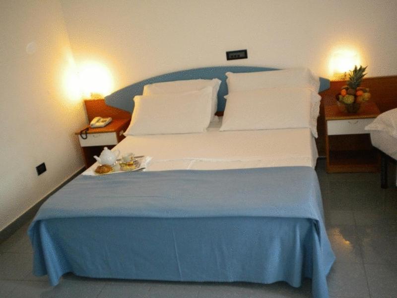 Hotel Ristorante Miramare Marina di Gioiosa Ionica Extérieur photo